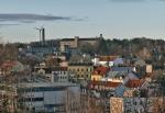 Fabrika (ještě před demolicí) v rámci města, foto z internetu