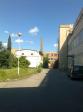 Od vrátnice (foceno mobilem)